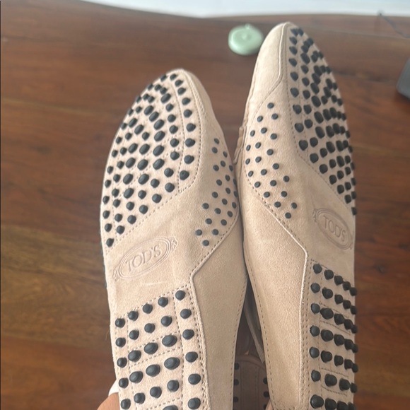 Tod's Cream Flats Elegant Loafers - never worn! - Picture 6 of 7